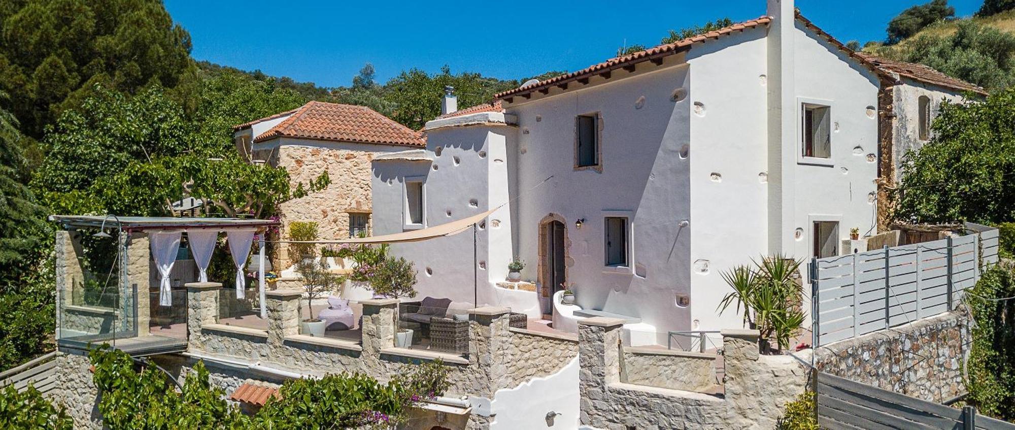Verekinthos Villas - Pool, Hot Tub, Bbq, Kids Playground, Stunning Mountain Views Yerolákkos Exteriör bild