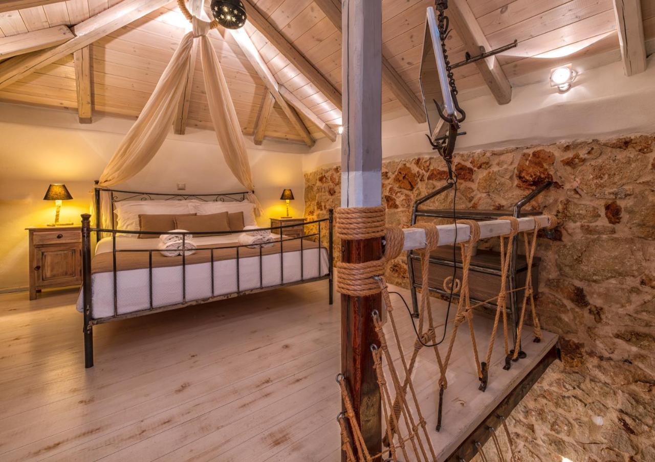 Verekinthos Villas - Pool, Hot Tub, Bbq, Kids Playground, Stunning Mountain Views Yerolákkos Exteriör bild